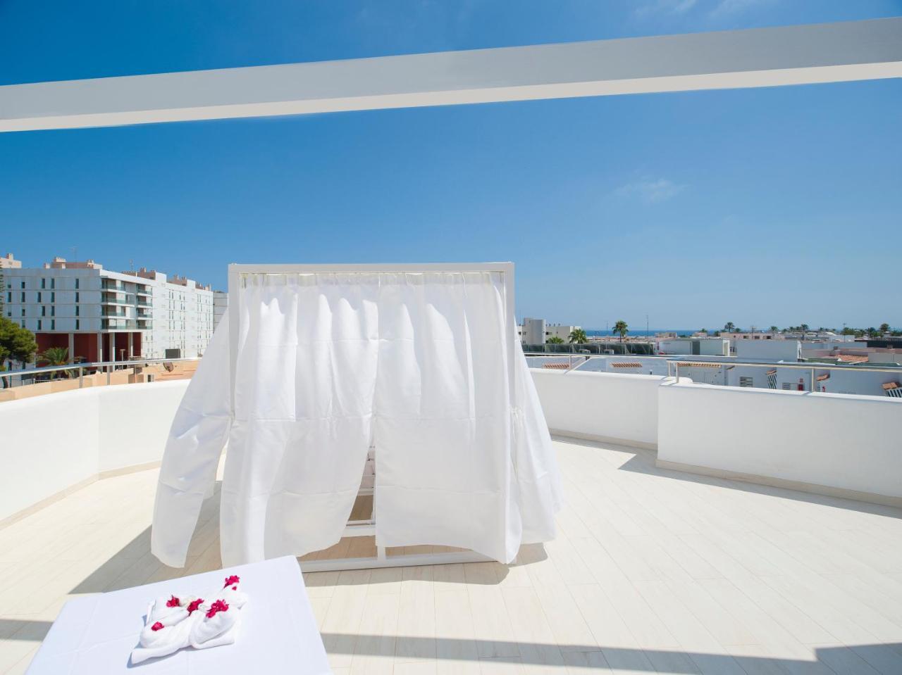 My Way Luxury Ibiza Studio - Ab Group Platja d'en Bossa Eksteriør billede