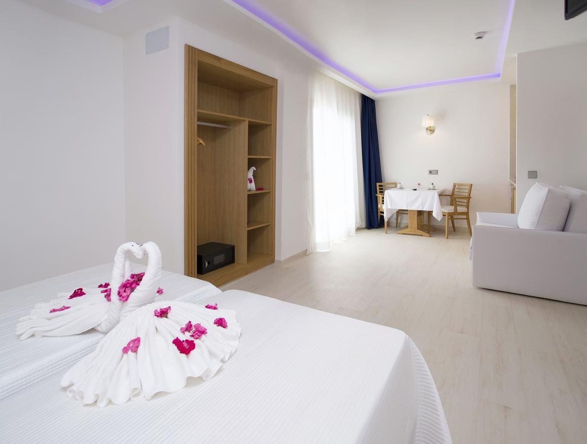 My Way Luxury Ibiza Studio - Ab Group Platja d'en Bossa Eksteriør billede
