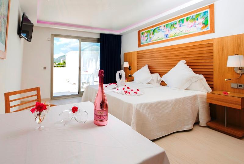My Way Luxury Ibiza Studio - Ab Group Platja d'en Bossa Eksteriør billede