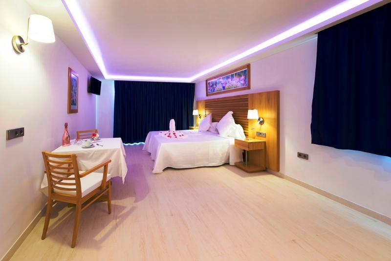 My Way Luxury Ibiza Studio - Ab Group Platja d'en Bossa Eksteriør billede